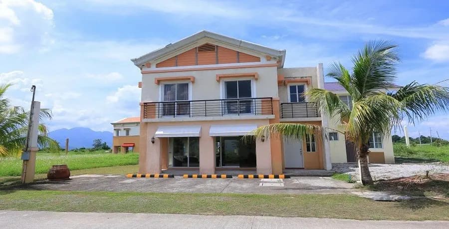 TAIPAN SHOP HOUSE